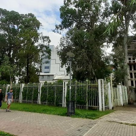 Parkside apartament Apartment Batumi Bagian luar foto