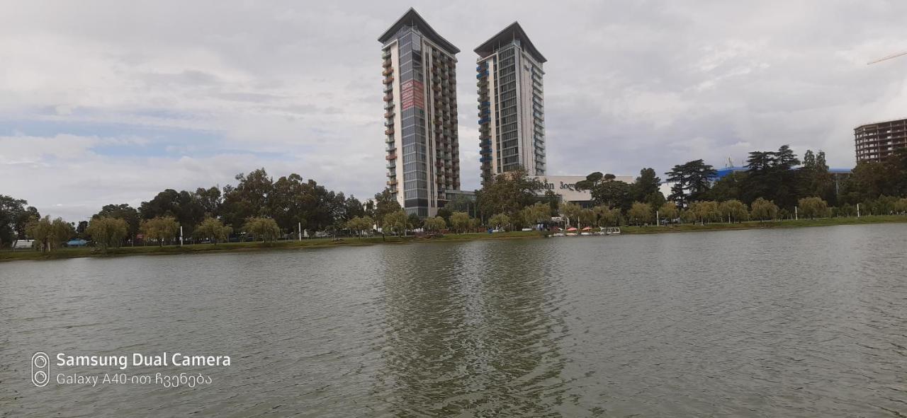 Parkside apartament Apartment Batumi Bagian luar foto